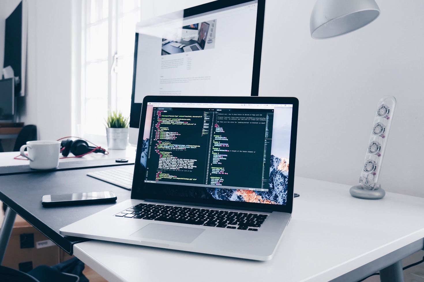 How to Leverage Technology for Competitive Advantage